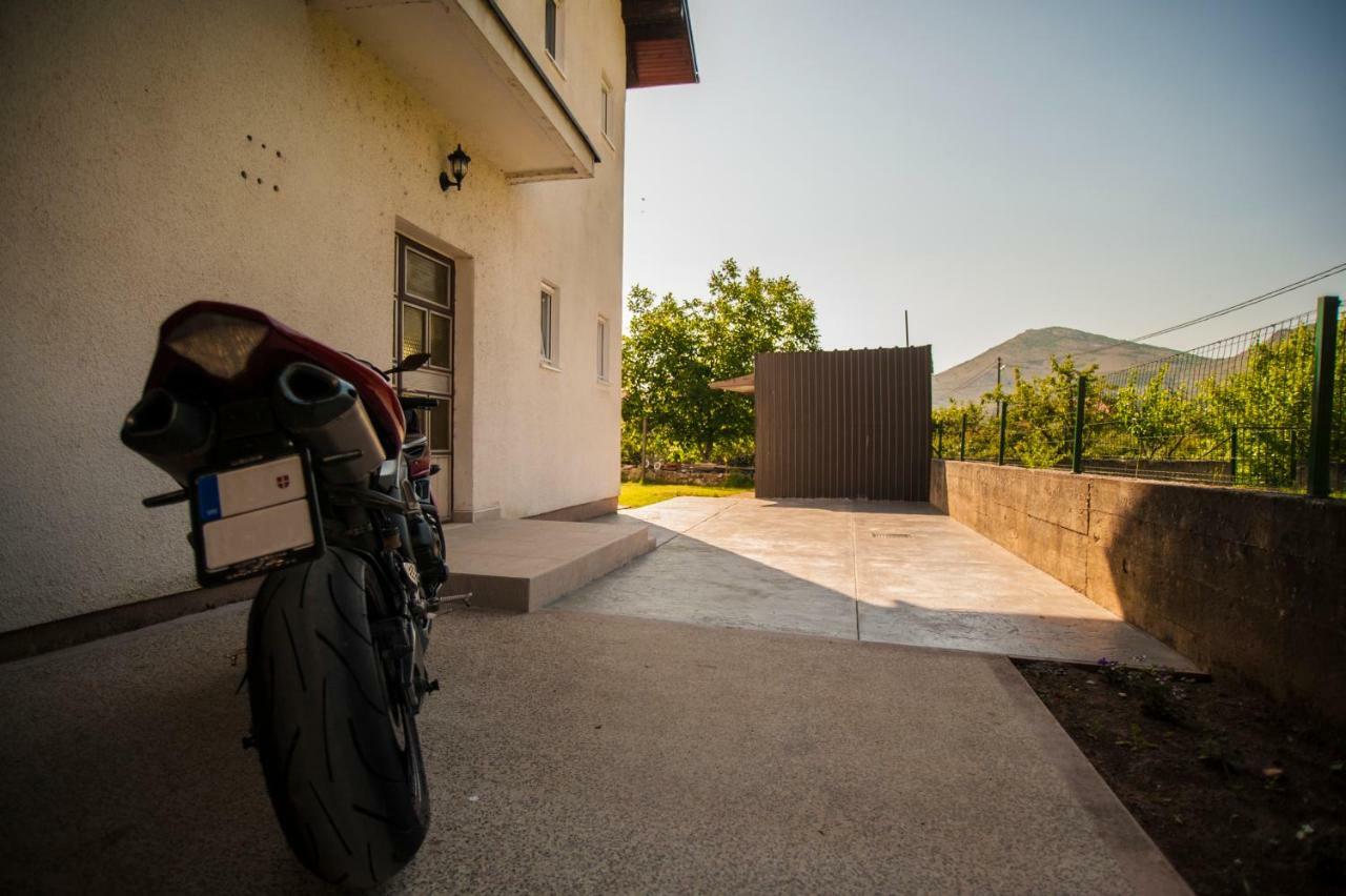Guesthouse Buco تريبينيي المظهر الخارجي الصورة